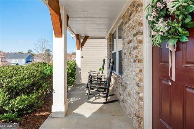 1569 Avalon Creek Road, Sugar Hill, GA 30518