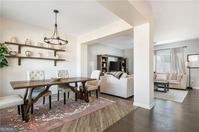 1569 Avalon Creek Road, Sugar Hill, GA 30518