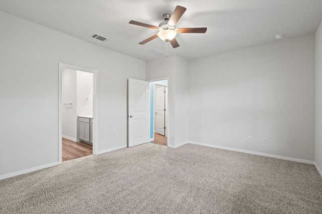 204 Jordan Valley DR, Liberty Hill, TX 78642