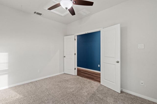 204 Jordan Valley DR, Liberty Hill, TX 78642