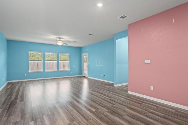 204 Jordan Valley DR, Liberty Hill, TX 78642