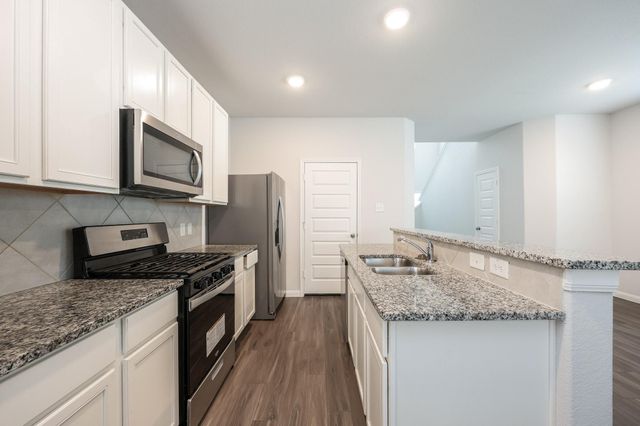 911 Imperial Heights Drive, Houston, TX 77073