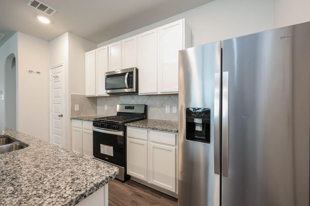 911 Imperial Heights Drive, Houston, TX 77073