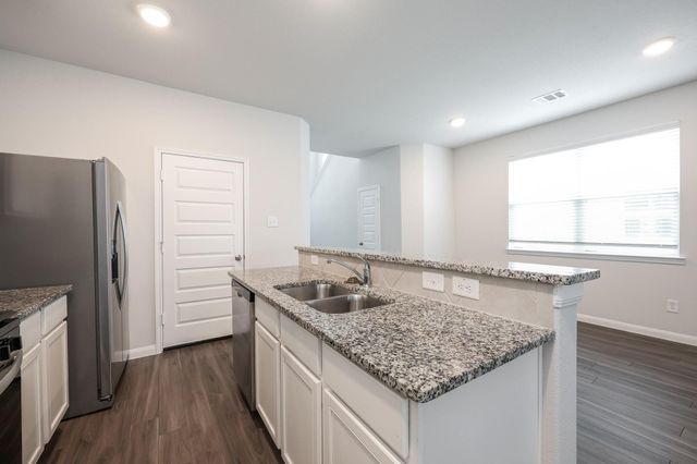 911 Imperial Heights Drive, Houston, TX 77073