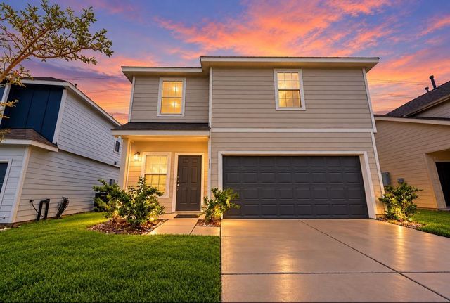 911 Imperial Heights Drive, Houston, TX 77073