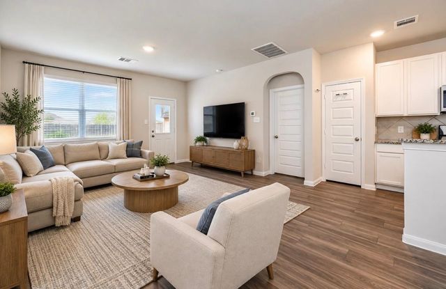 911 Imperial Heights Drive, Houston, TX 77073