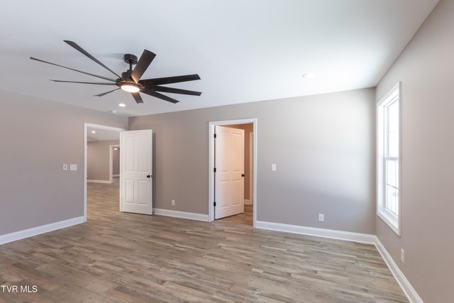 17140 Sedona Drive, Abingdon, VA 24211