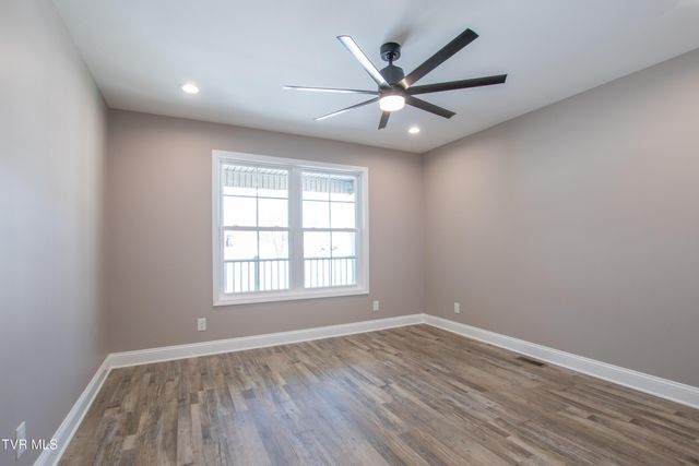 17140 Sedona Drive, Abingdon, VA 24211