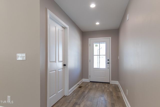 17140 Sedona Drive, Abingdon, VA 24211