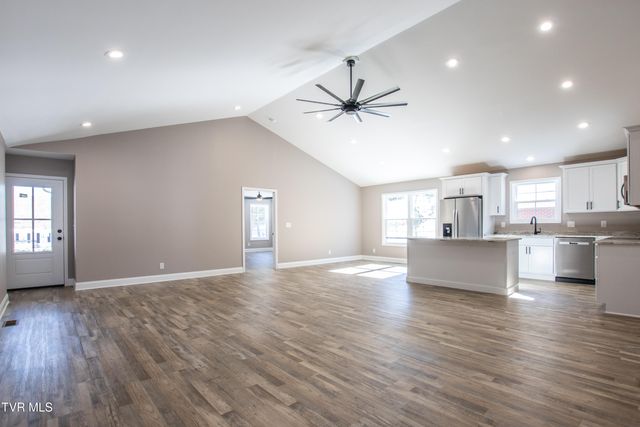 17140 Sedona Drive, Abingdon, VA 24211