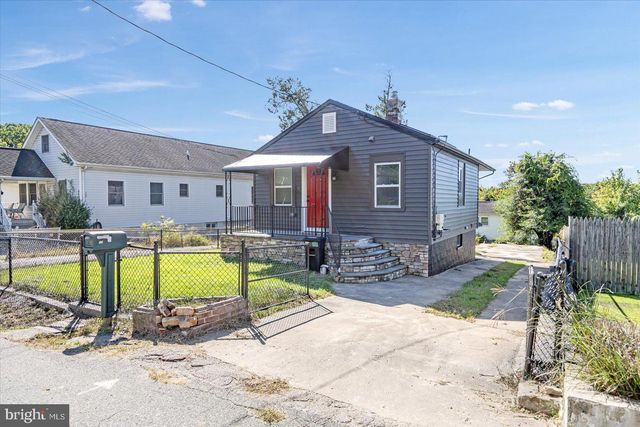 811 ROSEDALE AVE, Rosedale, MD 21237