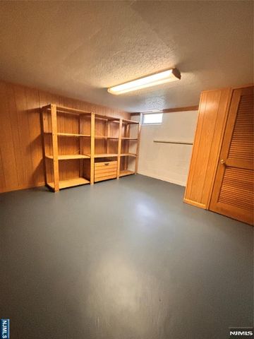 21 Wanamaker Avenue 1st floor, Waldwick, NJ 07463