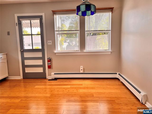 21 Wanamaker Avenue 1st floor, Waldwick, NJ 07463