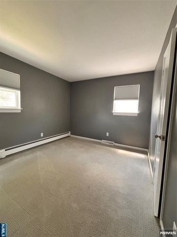 21 Wanamaker Avenue 1st floor, Waldwick, NJ 07463
