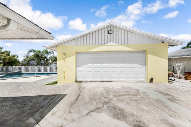 5207 PALMETTO POINT DRIVE, Palmetto, FL 34221