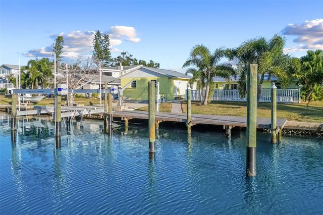 5207 PALMETTO POINT DRIVE, Palmetto, FL 34221