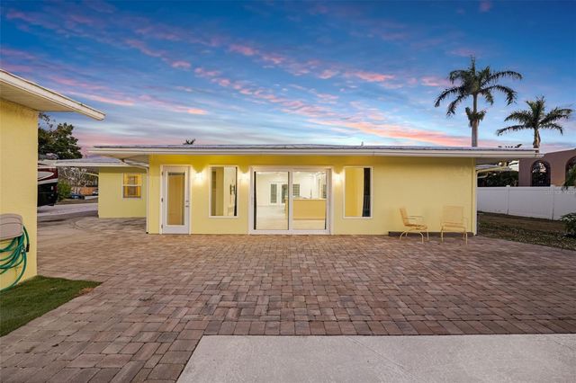 5207 PALMETTO POINT DRIVE, Palmetto, FL 34221