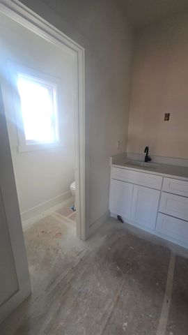 271 Ridge Road, Wellford, SC 29385