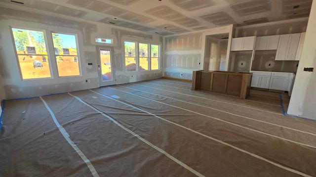 271 Ridge Road, Wellford, SC 29385