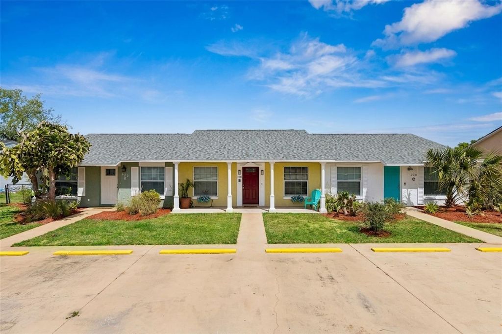 220 RIDGECREST LOOP, Minneola, FL 34715