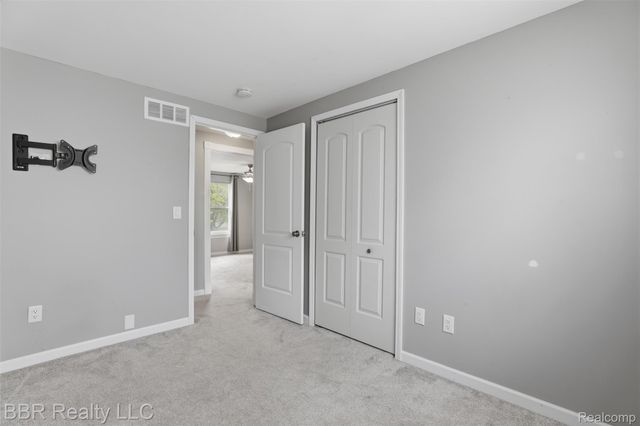 4680 Forest Lane, Trenton, MI 48183