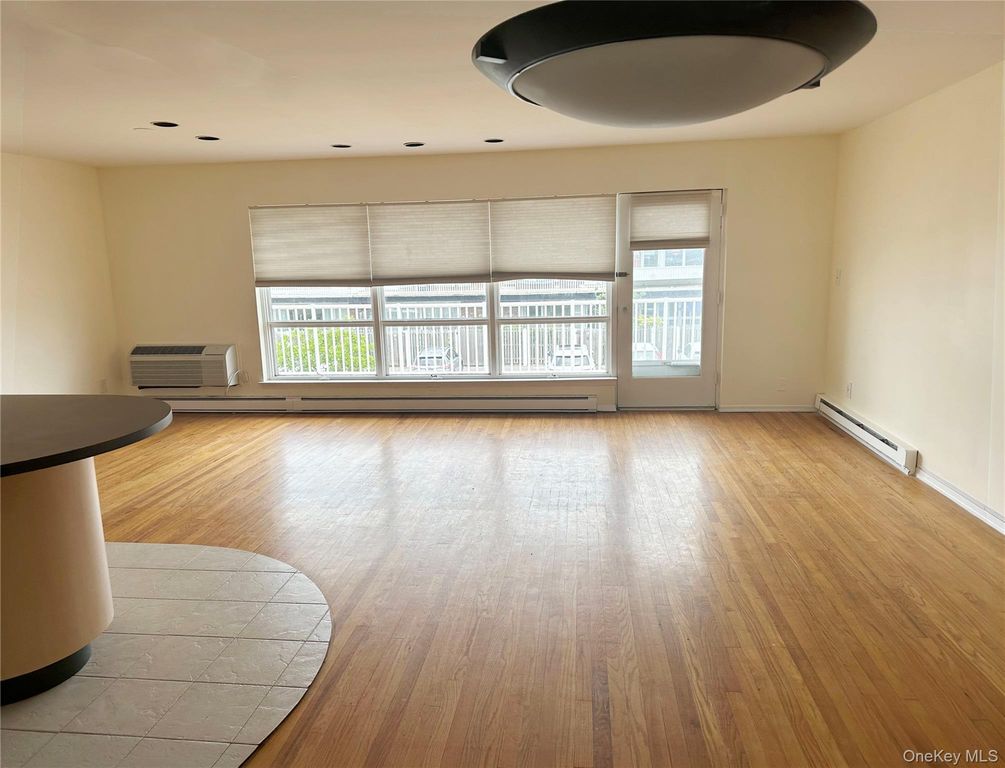 750 Lido Boulevard 24b upper, Lido Beach, NY 11561 — photo 5