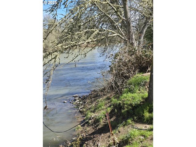 0 TILLER TRAIL Hwy, Canyonville, OR 97417