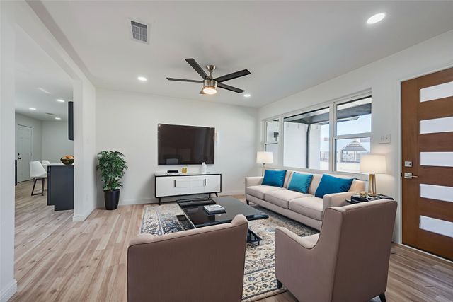 2924 Amber Lane, Farmers Branch, TX 75234