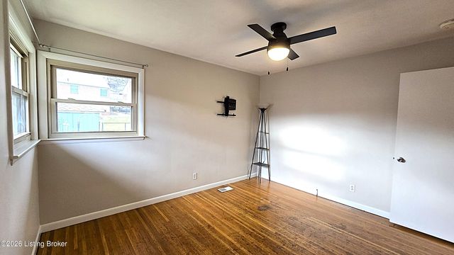 1707 Nightingale Rd, Louisville, KY 40213