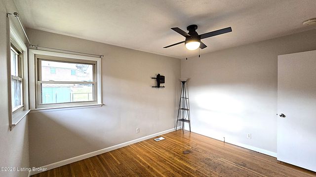 1707 Nightingale Rd, Louisville, KY 40213