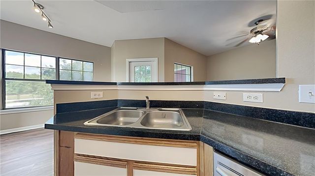 2320 Gracy Farms LN 324, Austin, TX 78758