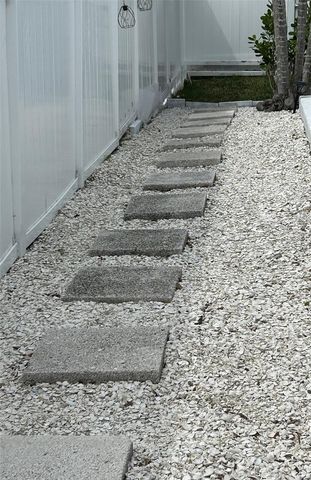 514 PALM AVENUE, Nokomis, FL 34275