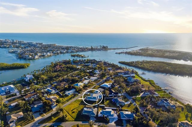 514 PALM AVENUE, Nokomis, FL 34275