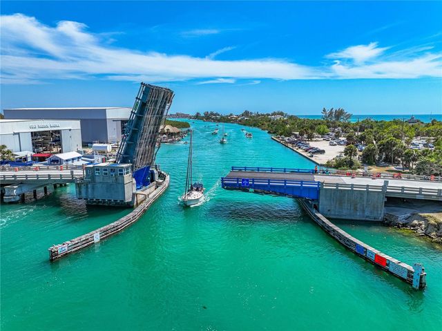 514 PALM AVENUE, Nokomis, FL 34275