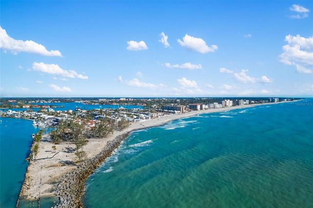 514 PALM AVENUE, Nokomis, FL 34275