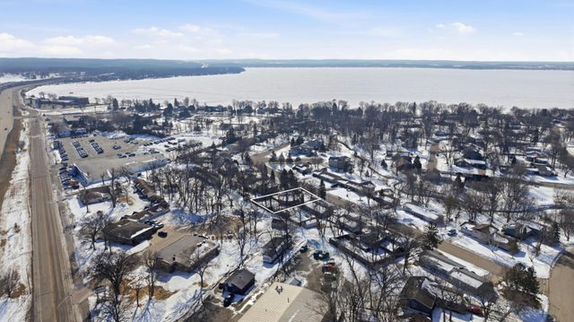 1330 Lori Avenue, Detroit Lakes, MN 56501