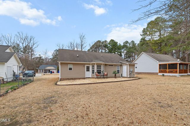 132 Brook Place, Smithfield, NC 27577