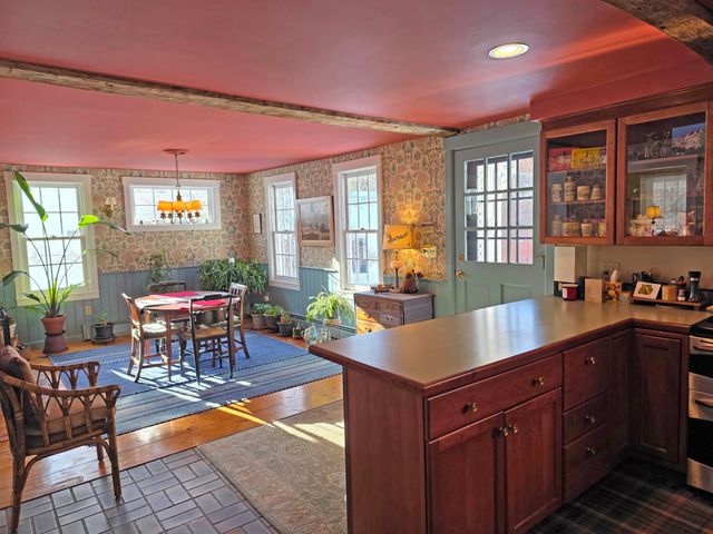 39 West Street, Newfane, VT 05345