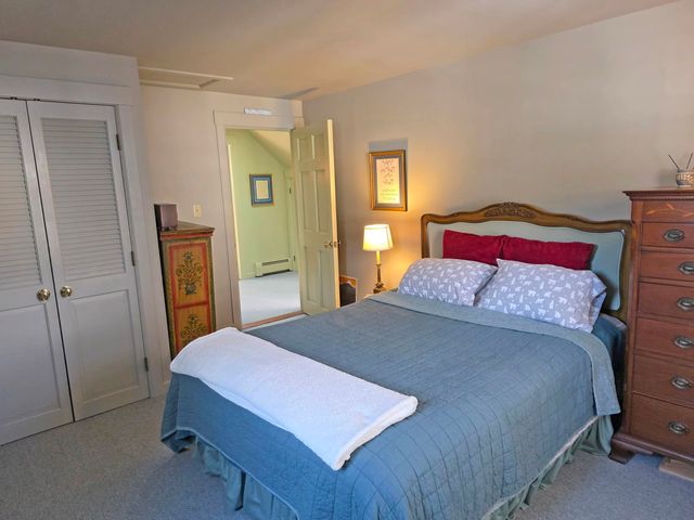 39 West Street, Newfane, VT 05345