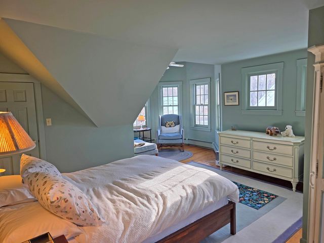 39 West Street, Newfane, VT 05345