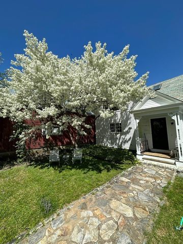 39 West Street, Newfane, VT 05345