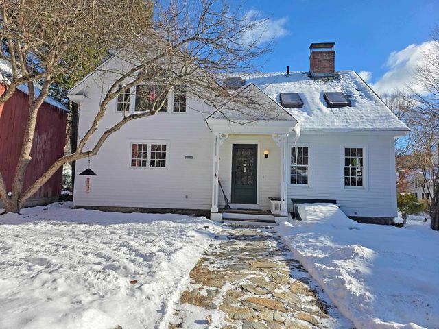 39 West Street, Newfane, VT 05345