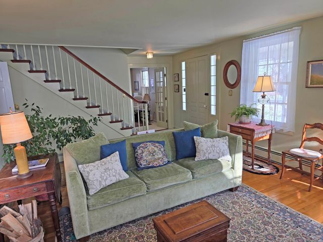 39 West Street, Newfane, VT 05345