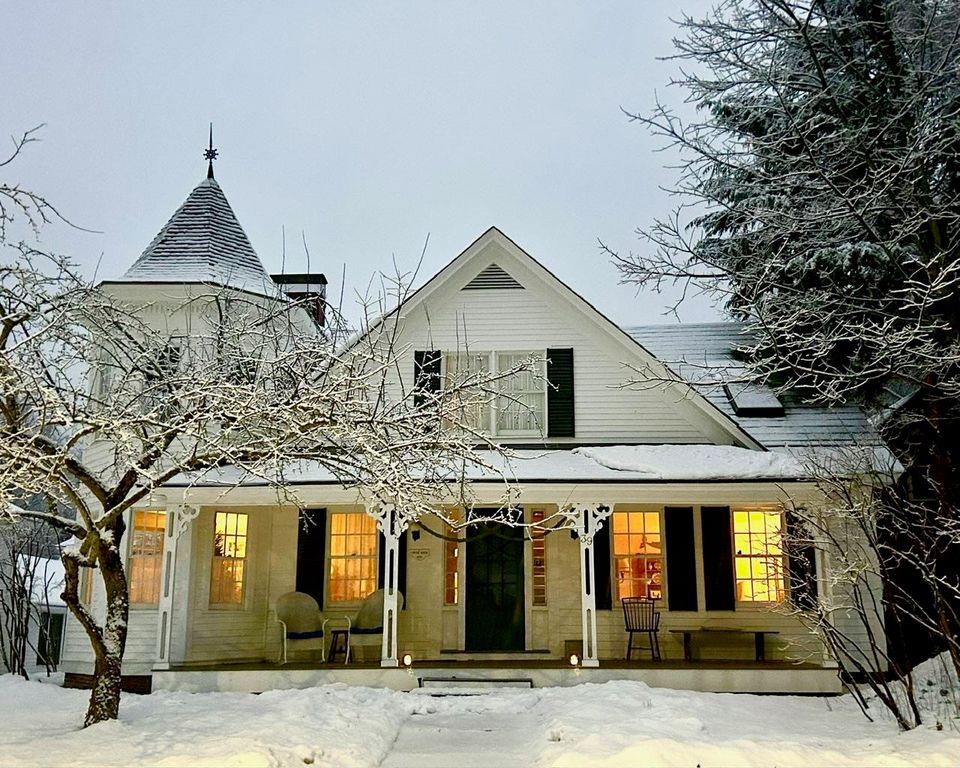 39 West Street, Newfane, VT 05345