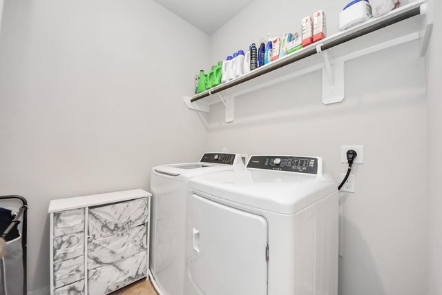 3310 Rainflower Springs Lane, Rosenberg, TX 77471