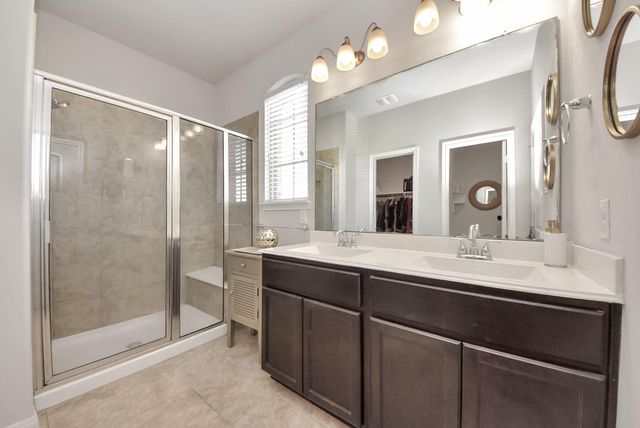 3310 Rainflower Springs Lane, Rosenberg, TX 77471