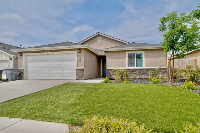 7114 Avenue 310, Visalia, CA 93291