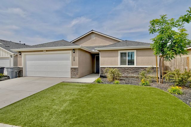 7114 Avenue 310, Visalia, CA 93291