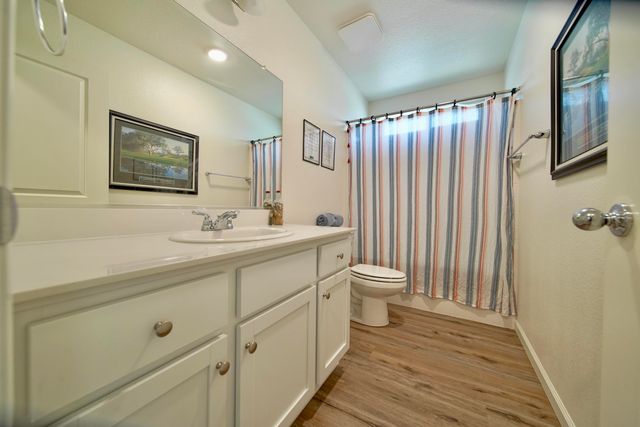 7114 Avenue 310, Visalia, CA 93291