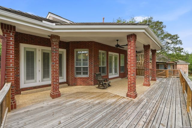 15 Villa Verde, San Antonio, TX 78230